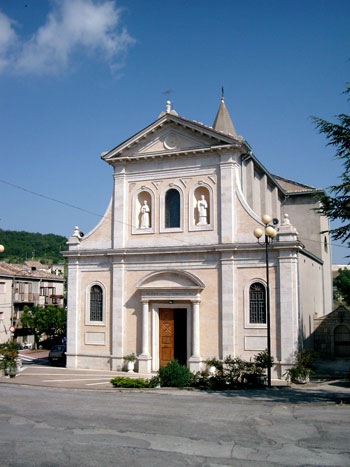 La festa della Madonna del Carmine nel Santuario di Tornareccio (CH)