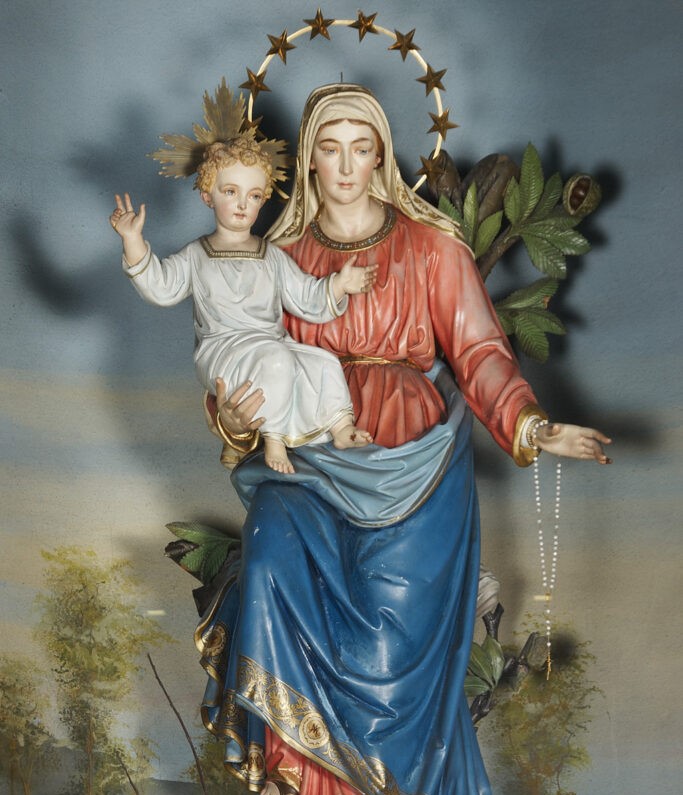 Mese Mariano: la devozione e i prodigi della Vergine Maria al Santuario della Madonna del Bosco di Imbersago (LC) nella valle dell'Adda.