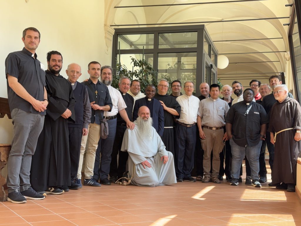 Assemblea CNS dei Rettori dei Santuari dell'Emilia Romagna presso il monastero di Sant'Antonio di Polesine (FE) 25 maggio 2026. Visita al Santuario di Santa Maria in Vado di Ferrara.